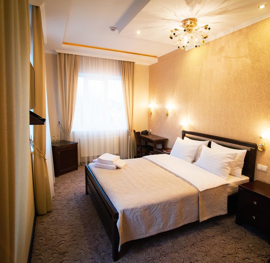 Hotel Harvest Vinnycja Exteriér fotografie
